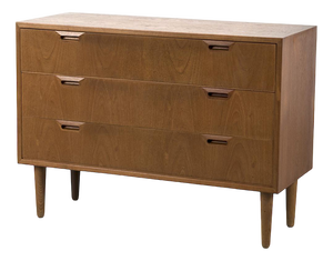 Vintage Chest of Drawers in Wood