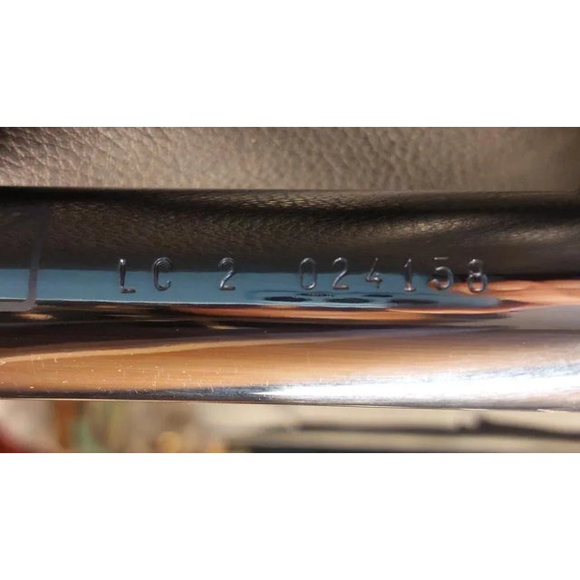 Black Leather LC2 2-Seater Sofa by Le Corbusier & Pierre Jeanneret for Cassina For Sale - Image 8 of 9