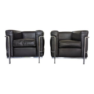 Mid 20th Century Lc2 Armchairs by Le Corbusier for Cassina - Set of 2 For Sale