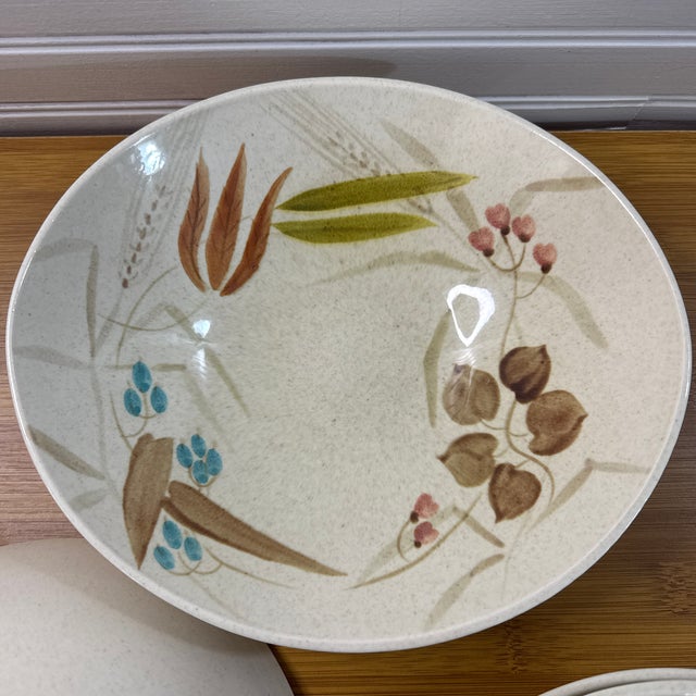 1950s 1950s Set of 4 Mid-Century Modern Red Wing Pottery "Random Harvest" Round Vegetable Serving Pasta Bowls For Sale - Image 5 of 7