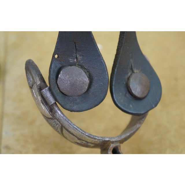 Early 20th Century Antique Southwestern Mexican Spanish Cowboy Iron Copper Inlay Horse Spurs For Sale - Image 5 of 16