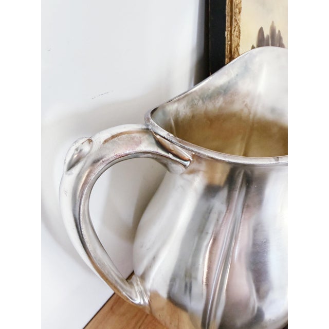 International Silver Vintage Silver Water Pitcher From Chicago Milwaukee & St. Paul Railroad For Sale - Image 4 of 10