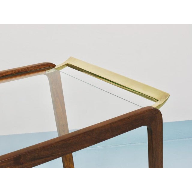 Oswald Haerdtl Mid-Century Modern Walnut and Brass Bar Cart by Oswald Haerdtl, 1950s For Sale - Image 4 of 18