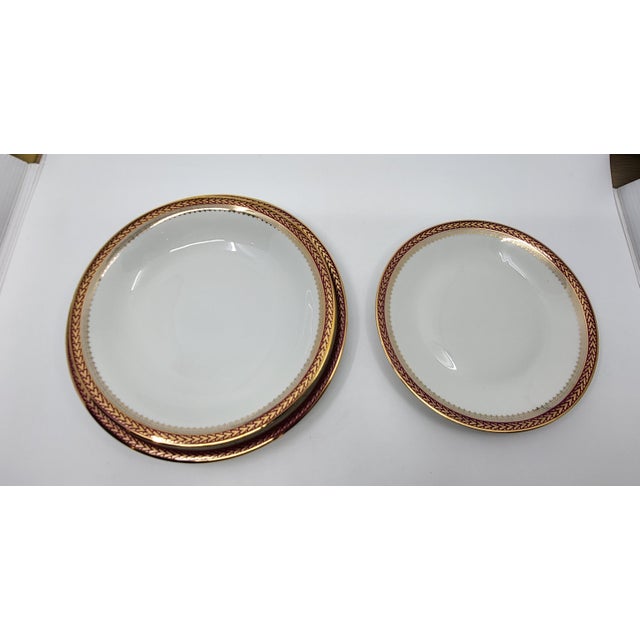 Sologne Porcelain Dinner Service with Fine Gold Decoration, France, Set of 38 For Sale - Image 4 of 13