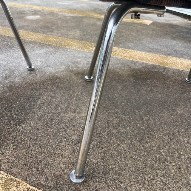 Eero Saarinen Executive Armchair Chrome Leg Chairs, Set of 4 For Sale - Image 12 of 12