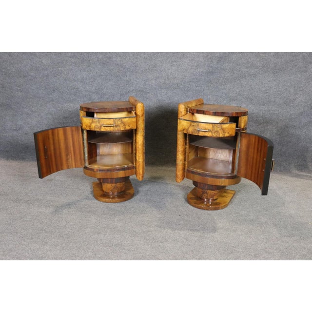 Carrocel Currey and Co Modern Contemporary Commode C. 2010 For Sale - Image 16 of 16