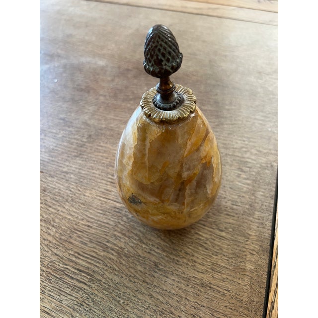 French Antique 19th Century French Yellow Marble Egg With Gilt Bronze Pinecone Finial For Sale - Image 3 of 3
