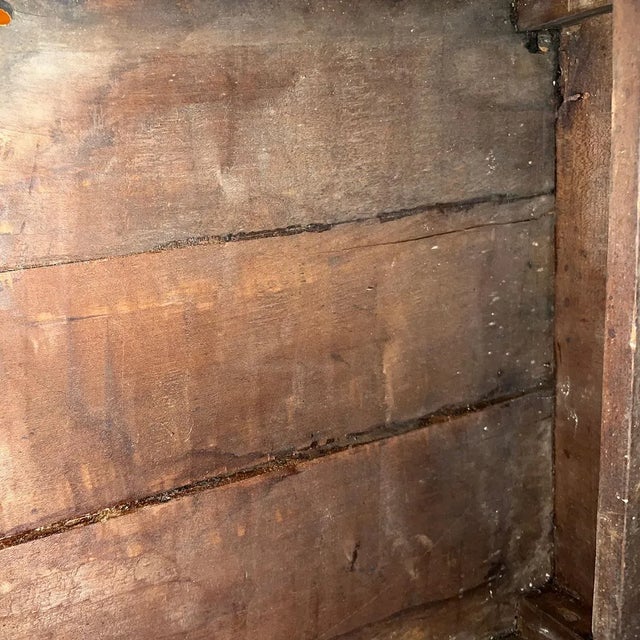 French Louis Xiv Walnut and Pine One-drawer Side Table For Sale - Image 11 of 12