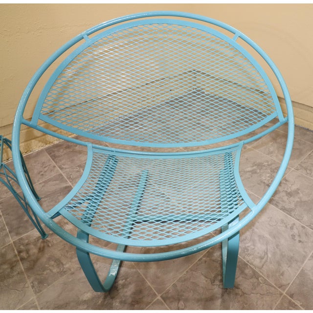 Four Maurizio Tempestini for Salterini “Radar” Cantilever Lounge Chairs With Table, 1950s, Attributed For Sale - Image 9 of 17