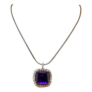 15 Ct Sugar Loaf Amethyst & Diamonds Pendent Necklace 18 Karat White Gold Chain For Sale