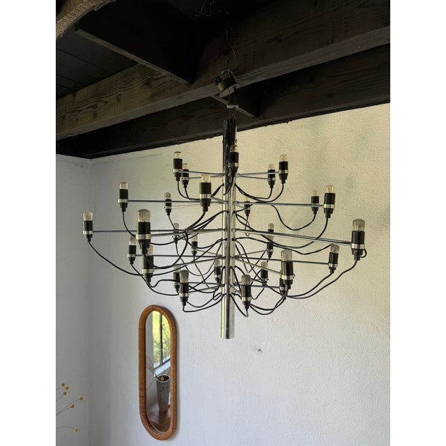 Model 2097 30-Light Chandelier by Gino Sarfatti for Arteluce, 1960s For Sale - Image 14 of 18
