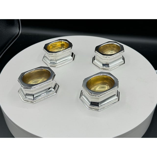 4 Sterling Silver Tiffany & Co Silver Salts : Polished, 4 silver pedestal salts. 4 handsome Edwardian era Sterling silver...