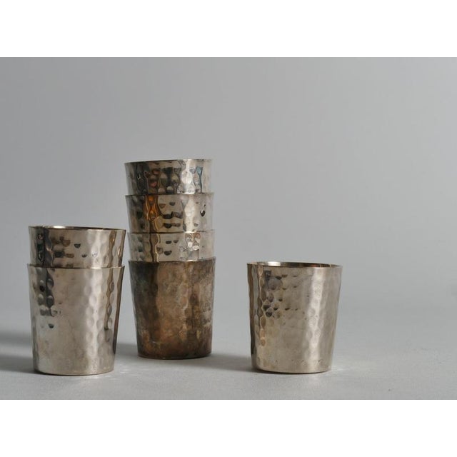 1930s Art Deco Hand-Hammered Silver-Plated Shot Glasses, 1930s, Set of 7 For Sale - Image 5 of 8
