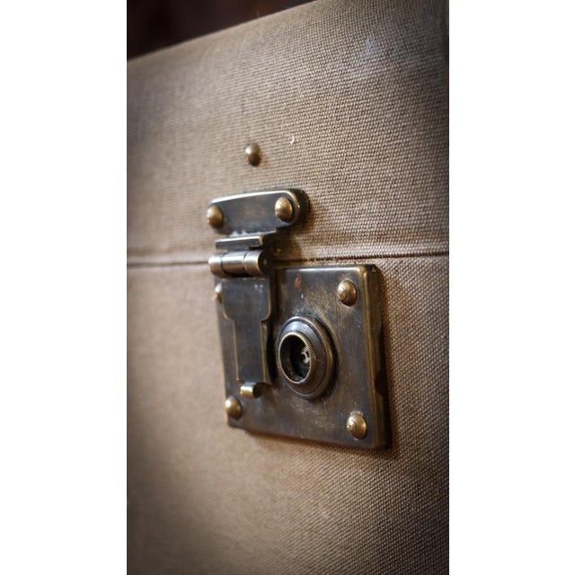 Large Globetrekker Trunk Coffee Table in Canvas and Leather from Timothy Oulton, 2010s For Sale - Image 9 of 18