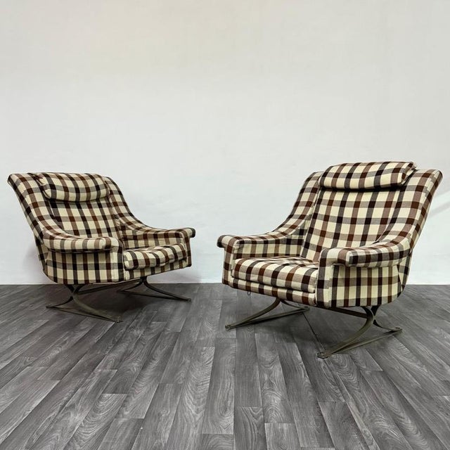 Arflex Grand Prix Armchairs by Maurice Calka for Arflex, 1960s, Set of 2 For Sale - Image 4 of 18