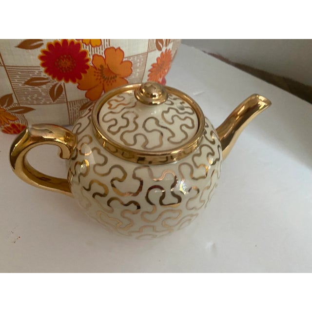 Mid 20th Century Vintage Asian Carriage Bag & Teapot For Sale - Image 5 of 13