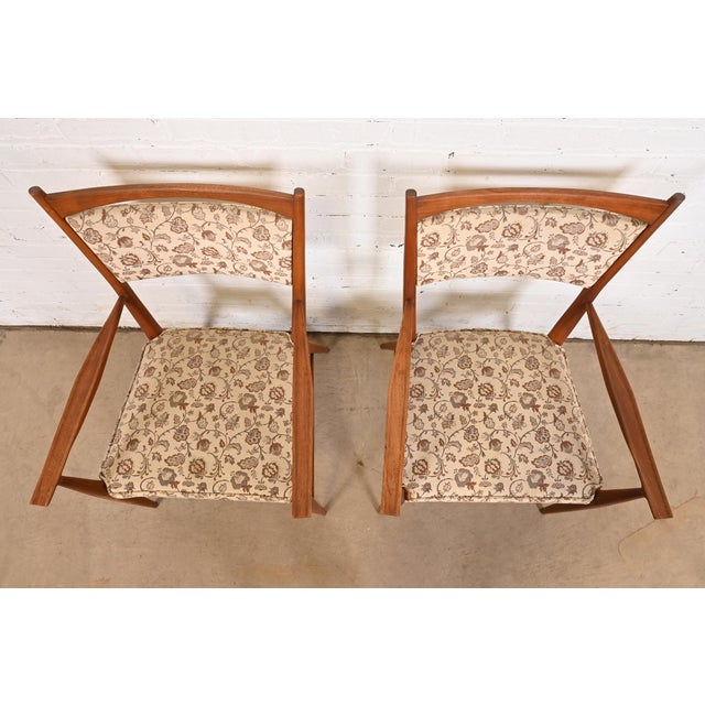 1950s Paul McCobb for Directional Sculpted Walnut Armchairs, Pair For Sale - Image 5 of 11