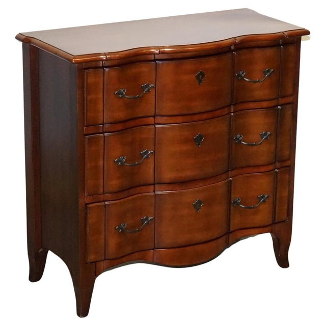 Vintage Georgian Serpentine Fronted Hardwood Chest of Drawers from Ralph Lauren For Sale - Image 16 of 16