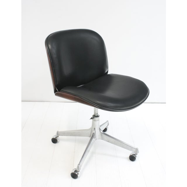 1970s Socrate Executive Desk Chairs by Ennio Fazioli and Ico Parisi for Mim Roma, 1976, Set of 2 For Sale - Image 5 of 11