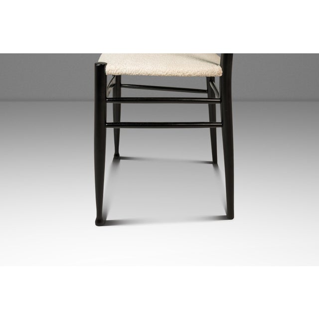 Set of Six (6) Mid-Century Italian Modern Bespoke Ebonized Dining Chairs in White Bouclé After Gio Ponti, Italy, C. 1960's For Sale - Image 15 of 18