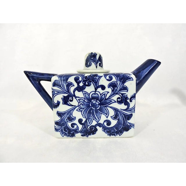 Chinoiserie Vintage Chinese Blue & White Porcelain Tea Pot Set & Ornamental Egg Paperweight - 3 Pieces For Sale - Image 3 of 8