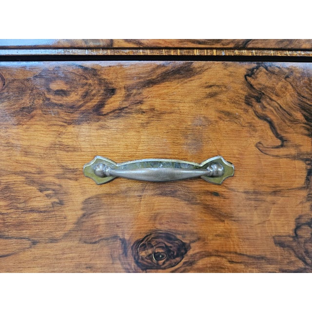 Vintage Art Deco Dresser in Walnut, 1940s For Sale - Image 11 of 18