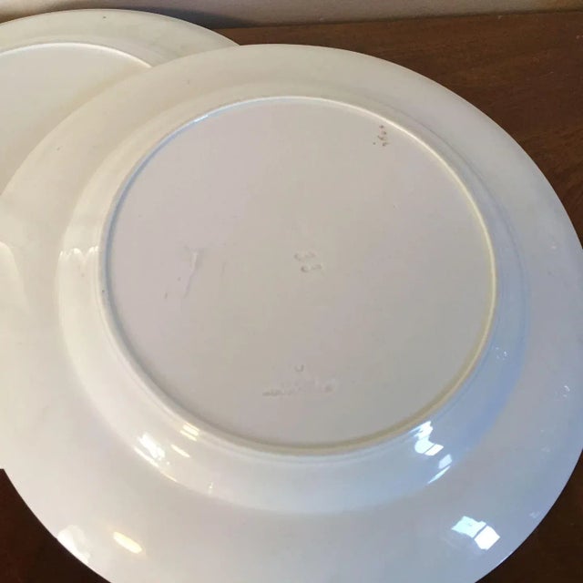 Green 19th Century Wedgwood Pearlware Serving Plates with Green Border and Gilding - A Pair For Sale - Image 8 of 9