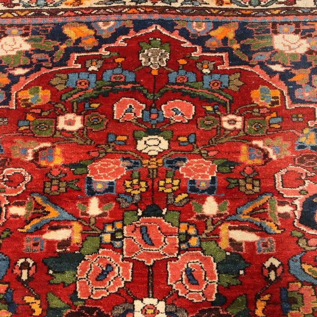 Bakhtiary Rug in Cotton and Wool For Sale - Image 5 of 9