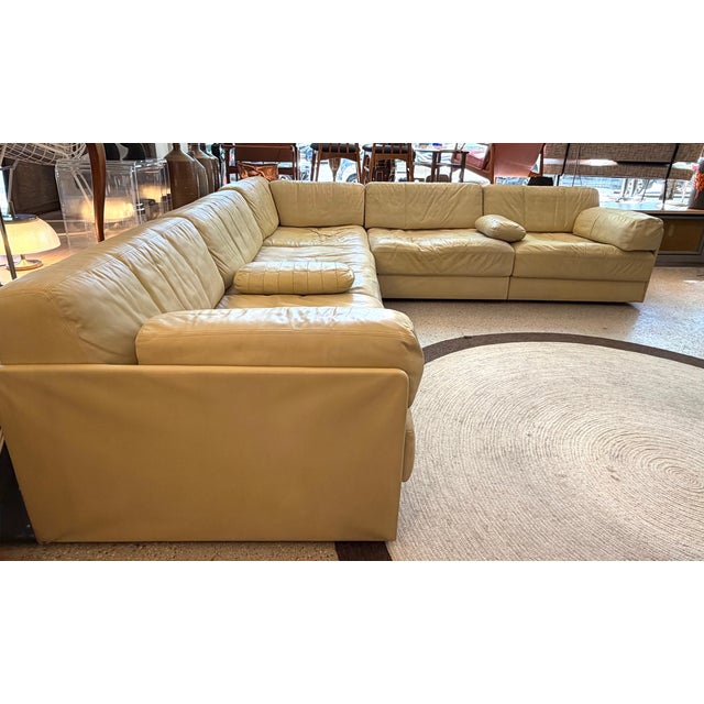 DS76 Sofa Set in Cream-Colored Leather with Bed Function by de Sede, Switzerland, 1970s, Set of 5 For Sale - Image 4 of 11
