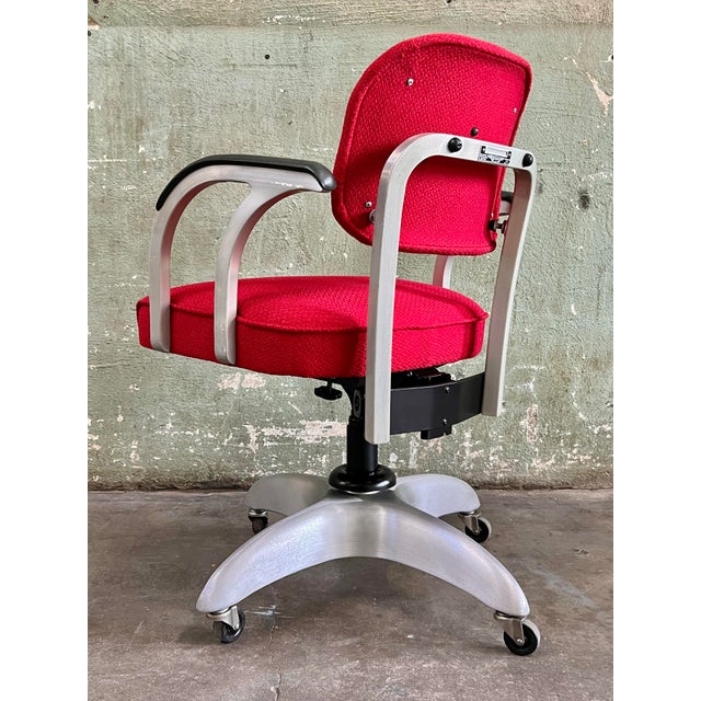 1950s Fully-Restored General Fireproofing Goodform Model 3257 Comfort Master Jr. Industrial Aluminum Swivel Desk Chair For Sale In Minneapolis - Image 6 of 12
