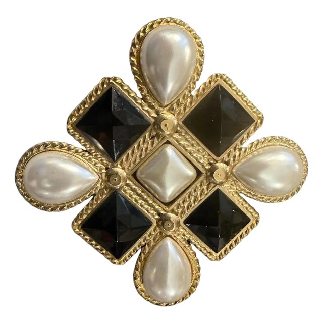 1990s High Quality Costume Jewelry Italian Big Brooch For Sale