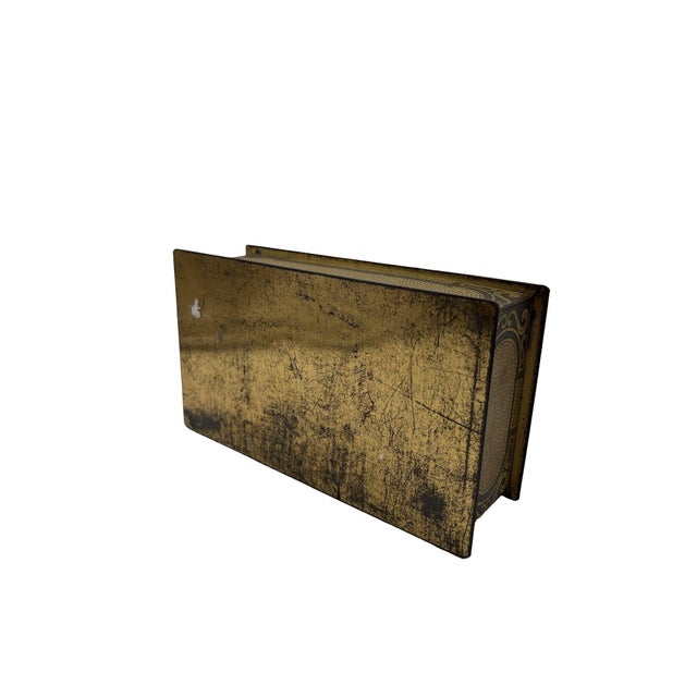 1920s 1920s Whitman's Salmagundi Chocolates Mucha Style Art Nouveau Gold-Tone Metal Tin Box For Sale - Image 5 of 9