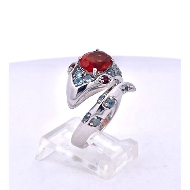 Amber 1970s Polished 14k White Gold Garnet and Ruby Cocktail Ring With Blue Topaz, Size 5 For Sale - Image 8 of 9