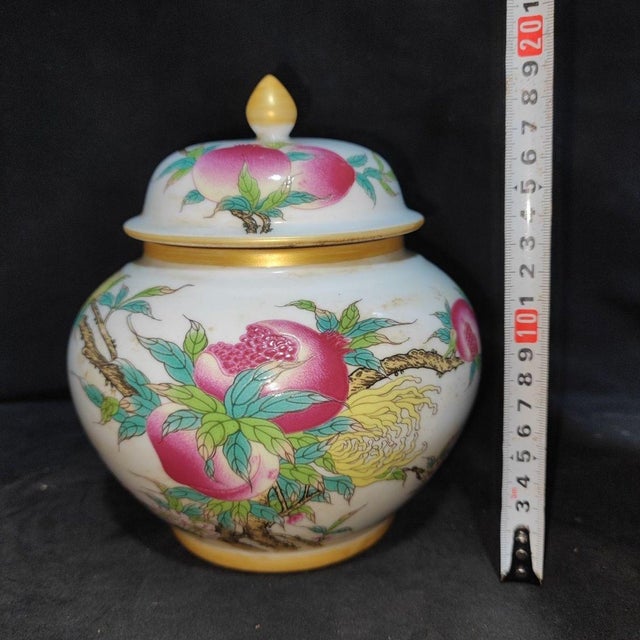 Pair of Chinese Famille Rose Porcelain Covered Jars With Peach & Finger Citron Motif For Sale - Image 4 of 9