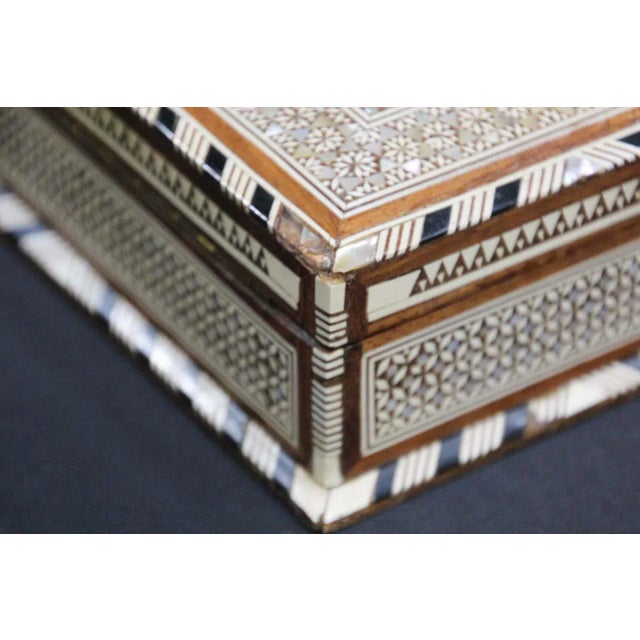 Moorish Handcrafted Middle Eastern Mosaic Inlaid Decorative Box For Sale In Palm Springs - Image 6 of 13