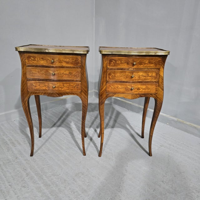 French Marquetry Bedside Lamp Tables, 1900, Set of 2 For Sale - Image 12 of 12