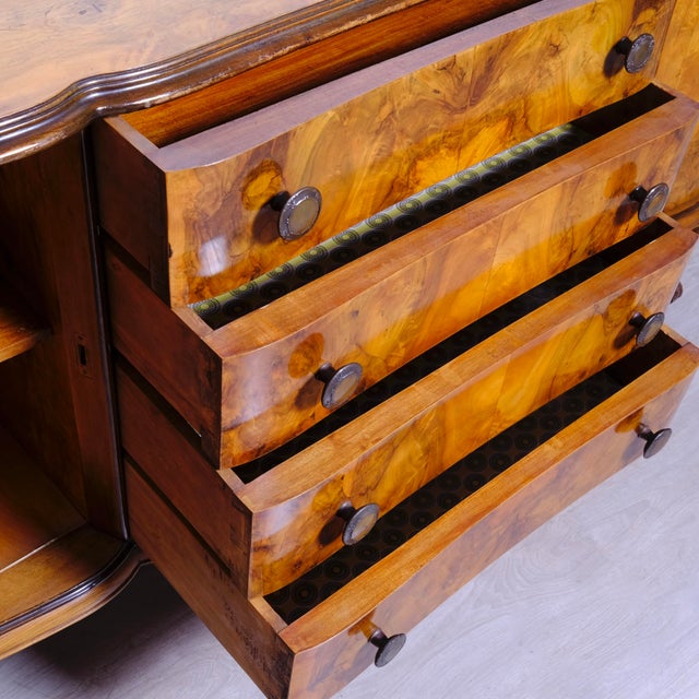 Chippendale Sideboard with 2 Doors 4 Drawers & Illuminated and Mirrored Bar Compartment, 1970s For Sale - Image 6 of 18