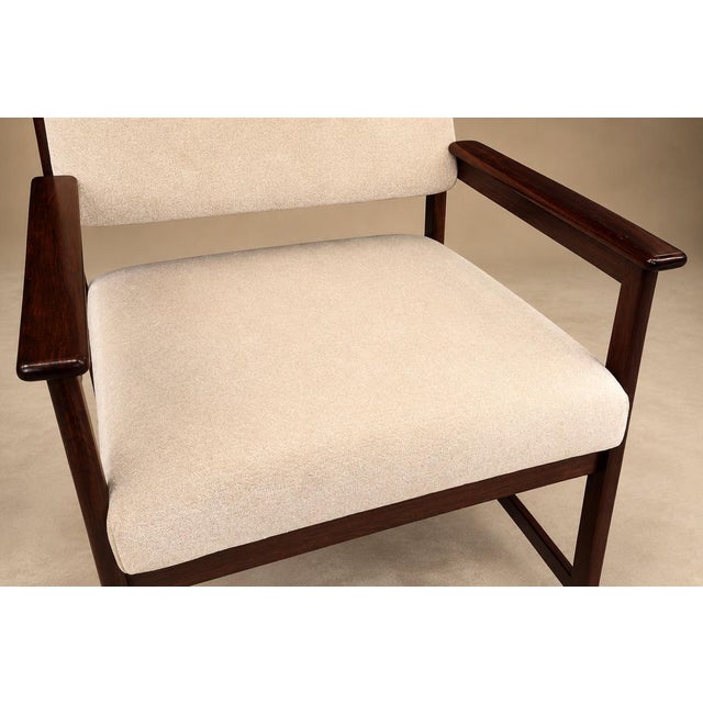 Pair of Brazilian Mid-Century Modern Rosewood Armchairs by Jorge Jabour Mauad for Cantù Móveis, Cream Mohair, Brazil, 1960s For Sale - Image 17 of 18