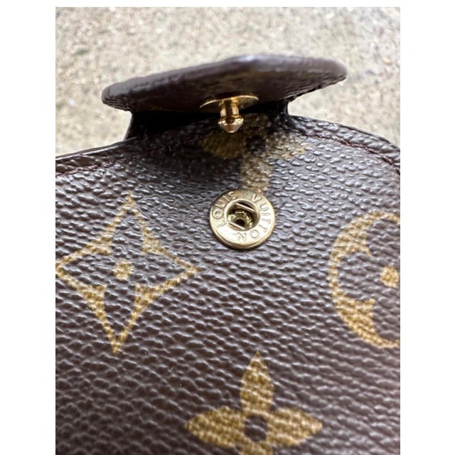 1990s Vintage (New Cond.) Louis Vuitton Monogram Canvas Sunglass Case For Sale - Image 5 of 10