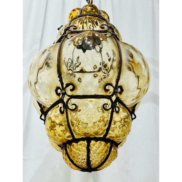 Seguso Vetri d'Arte Vintage Mid Century Era Murano Caged Glass Pendant Lantern Attributed to Seguso, Amber Glass For Sale - Image 4 of 9