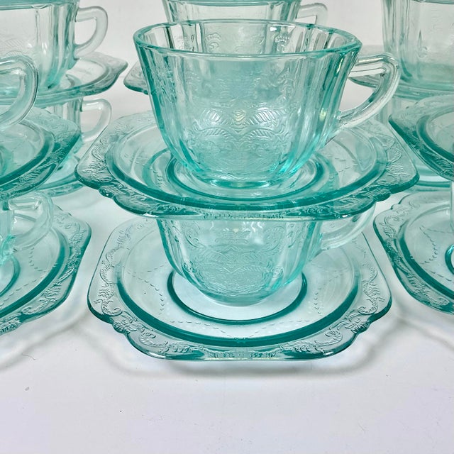 Glass 1970s Vintage Art Deco Hollywood Regency Indiana Glass Co. Recollection Cups & Saucers - Set of 30, 15 Settings For Sale - Image 7 of 9