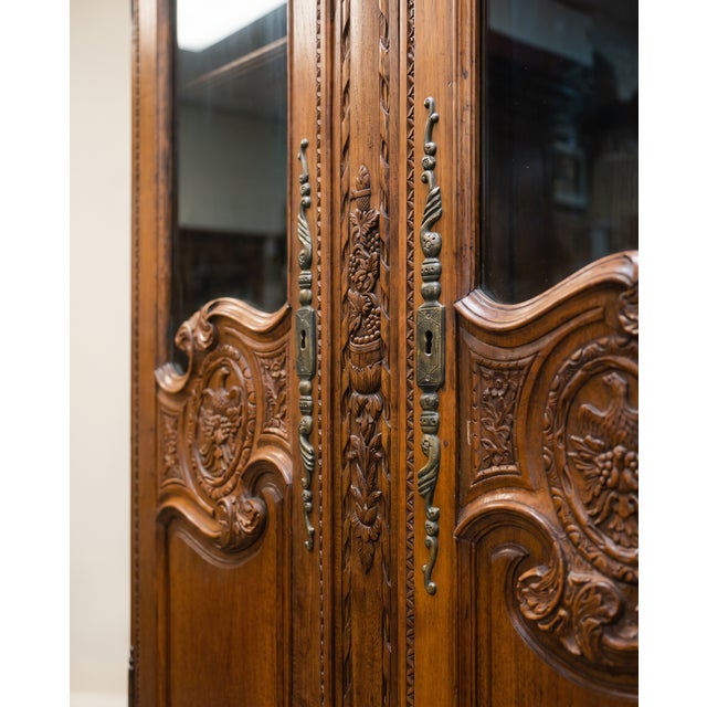 Mid 19th Century French Louis XV Revival Carved Oak Display Armoire For Sale In Los Angeles - Image 6 of 11