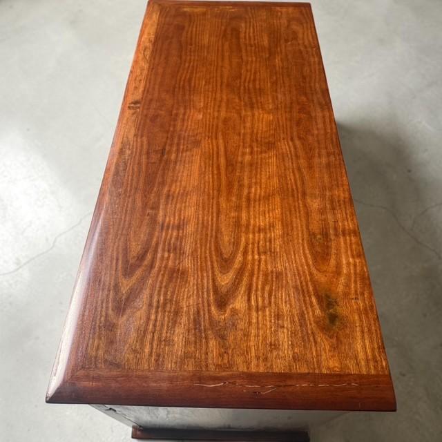 Vintage Mid-Century Modern Walnut Buffet With Sculpted Atomic Base, c.1960s Refinished For Sale In Miami - Image 6 of 12