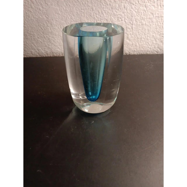 Kosta Boda 1980s Signed Kosta Boda Sweden Azure Sommerso Bud Vase For Sale - Image 4 of 6
