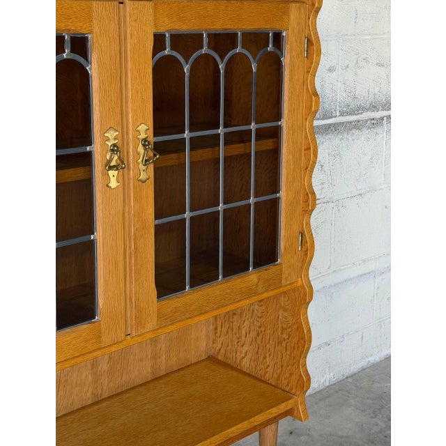 Wood Licentia Møbler Oak Glass Bookcase With Scalloped Edges Danish Mid-Century Modern 1970s For Sale - Image 7 of 11
