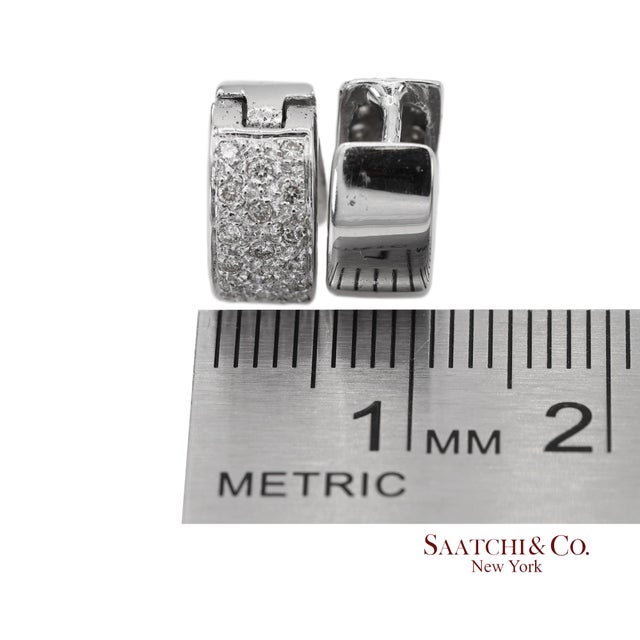 18k 750 Solid White Gold Natural Diamond Huggie Hoop Earrings, Pair For Sale - Image 12 of 12