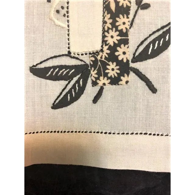 Mid 20th Century Vintage Mid-Century Linen Guest Towel For Sale - Image 5 of 6