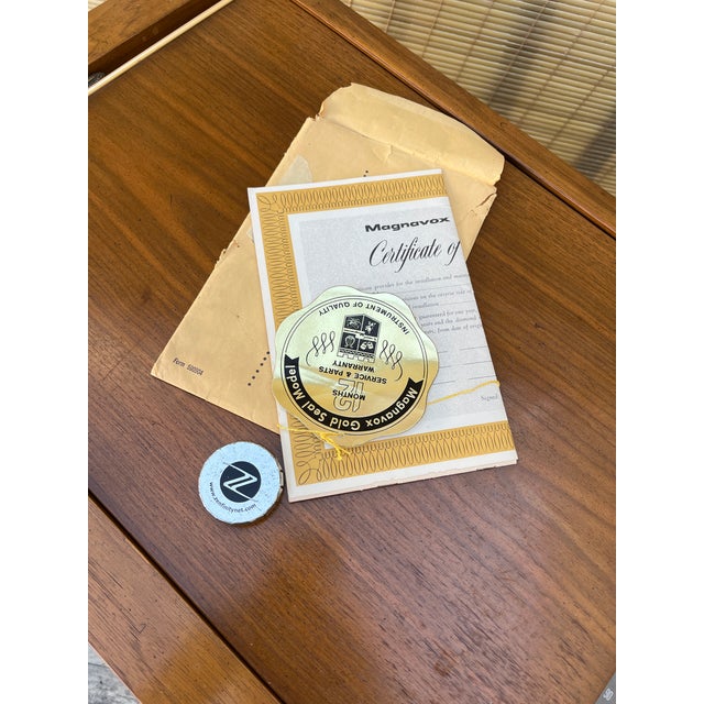 Vintage Mid Century Modern Magnavox Stereo Media Console. Circa 1960s For Sale - Image 16 of 18