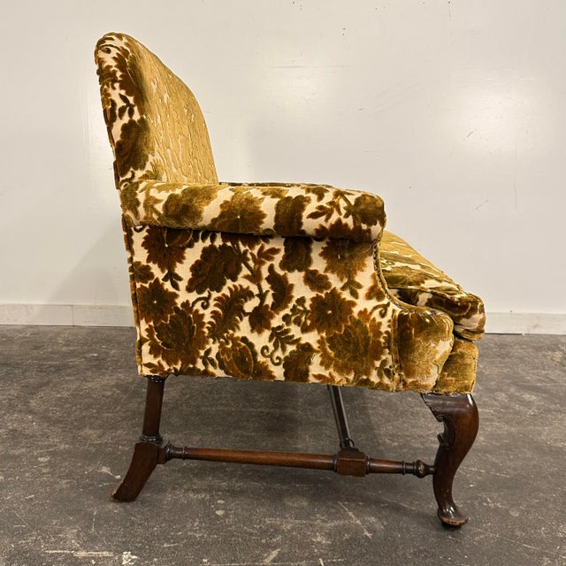 Antique Cut Velvet Queen Anne-Style Floral Settee For Sale - Image 4 of 12