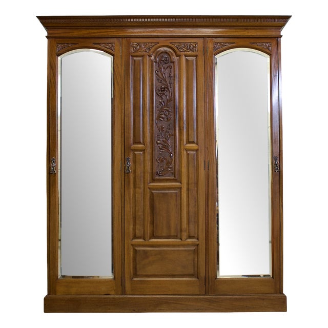 Antique Edwardian Walnut Wardrobe, 1900s For Sale